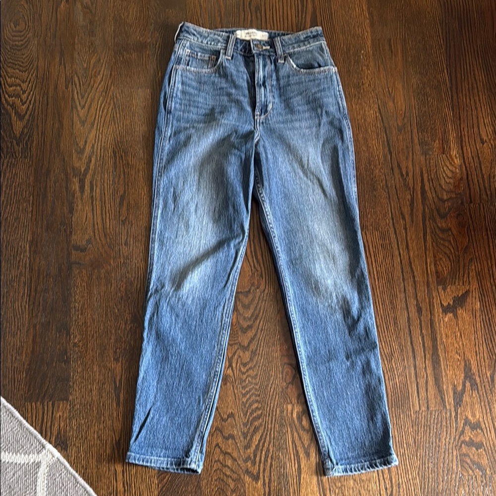Hollister Blue Ultra High-Rise Mom